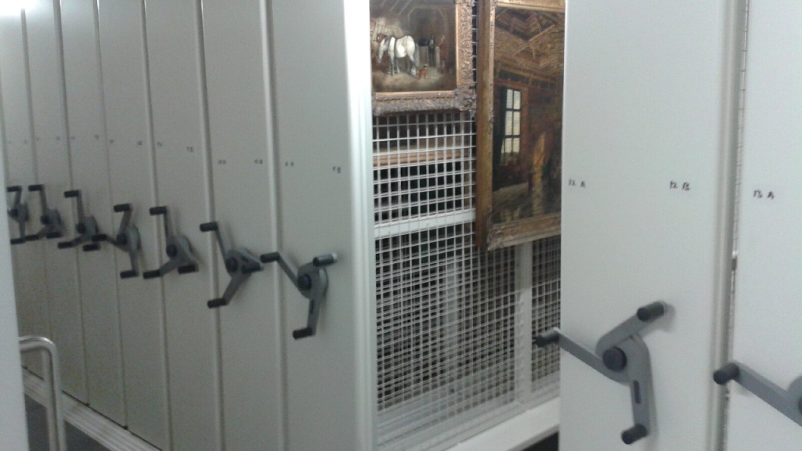 Compactus® ArteStore | Bruynzeel Lagersysteme