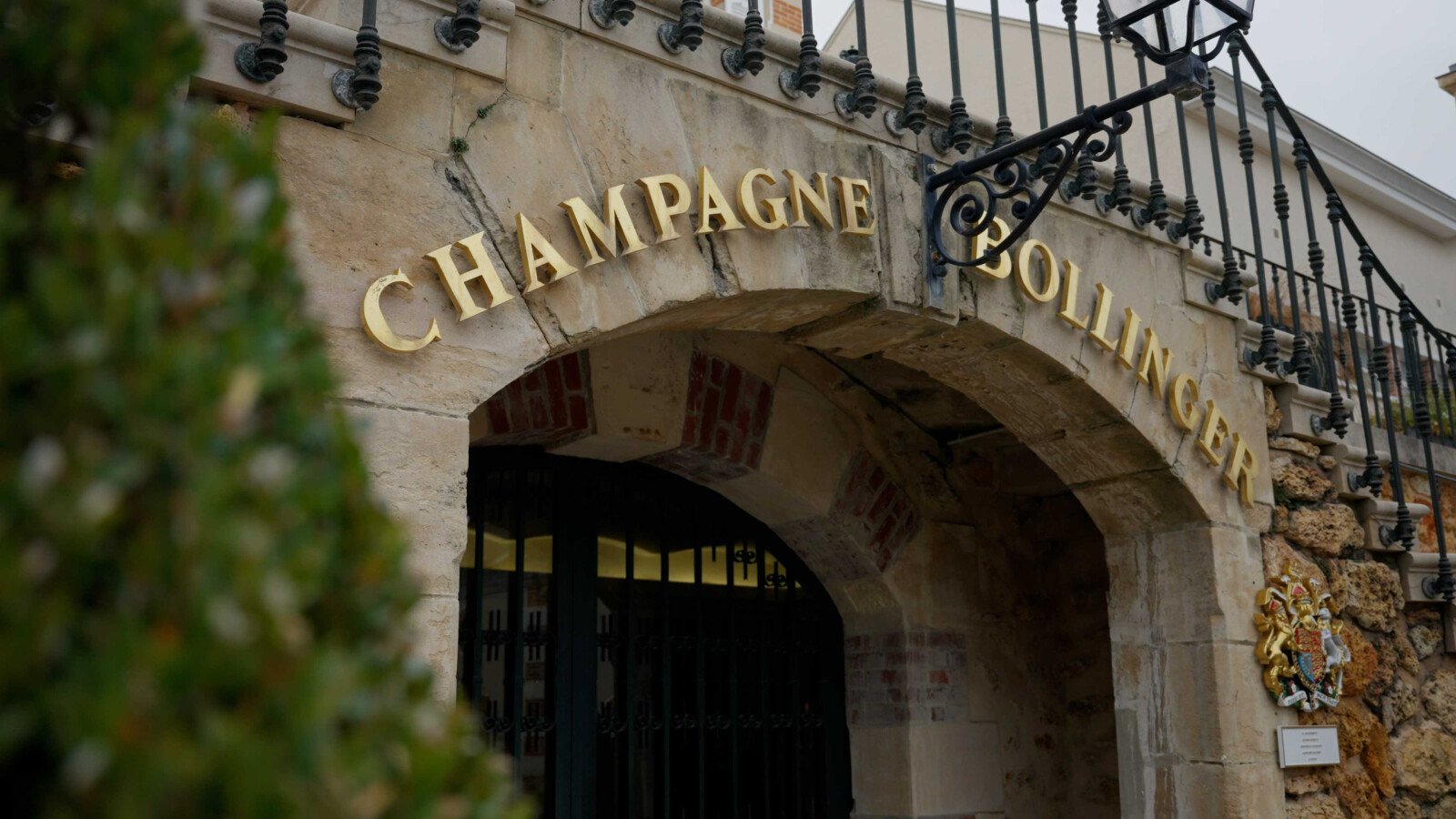 Champagne Bollinger Archives